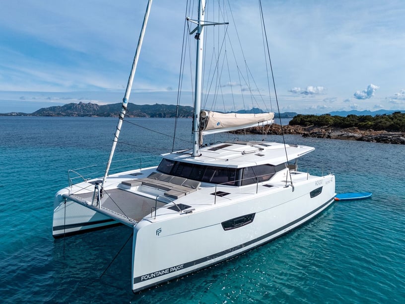 Cannigione Catamaran 4 cabin 11 berths 11 guests 12.59 m Listing Number: #21070
