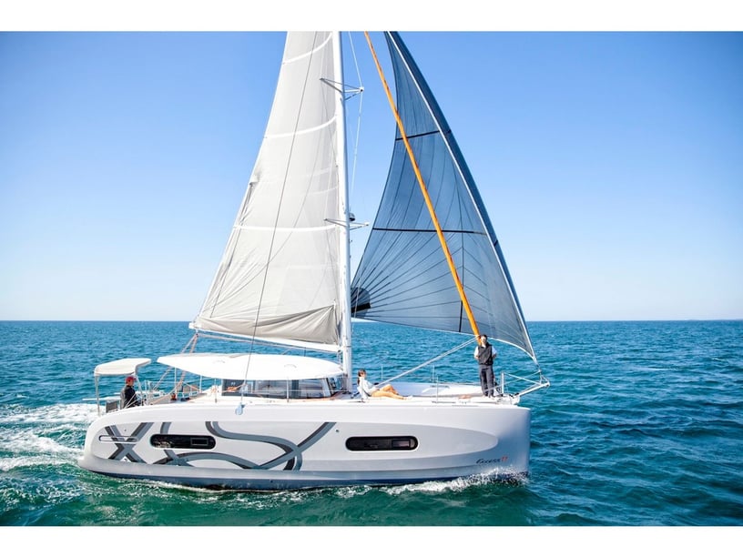 Palma de Mallorca Catamaran Cabine 3  6  slaapplaatsen 6  gasten 11.33 m Lijstnummer: #21120 3