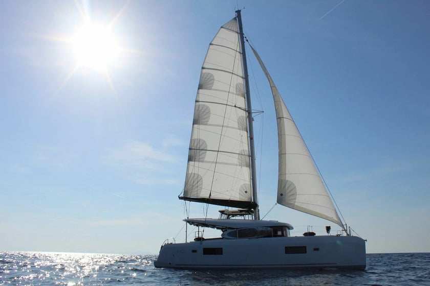 Rogoznica Catamaran 6 cabin 12 berths 12 guests 12.8 m Listing Number: #21138 4