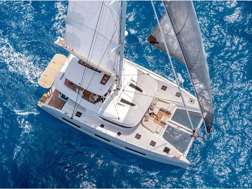 Marigot, Saint Martin Catamaran 5 cabin 12 berths 12 guests 16.9 m Listing Number: #21141