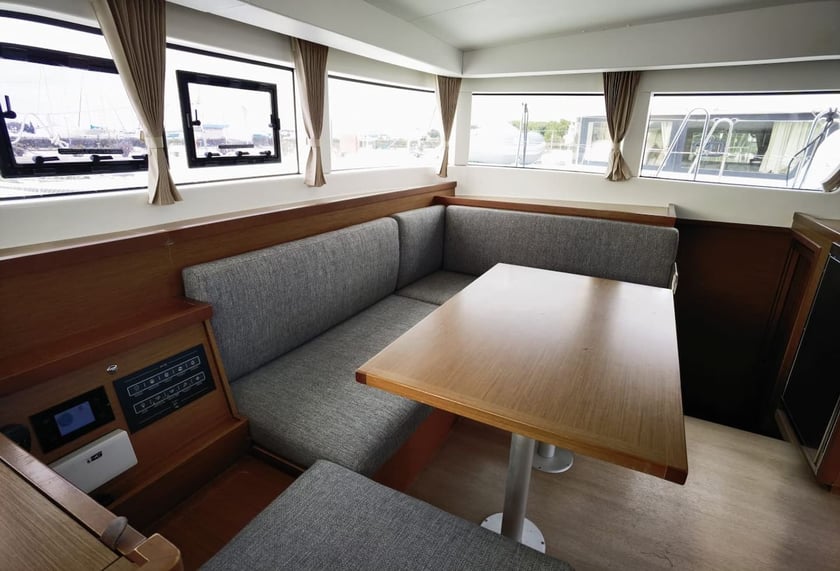 Sukošan Katamaran 6 kabin Konaklama 12 kişi Seyir 12 kişi 11.74 m İlan No: #21163 3