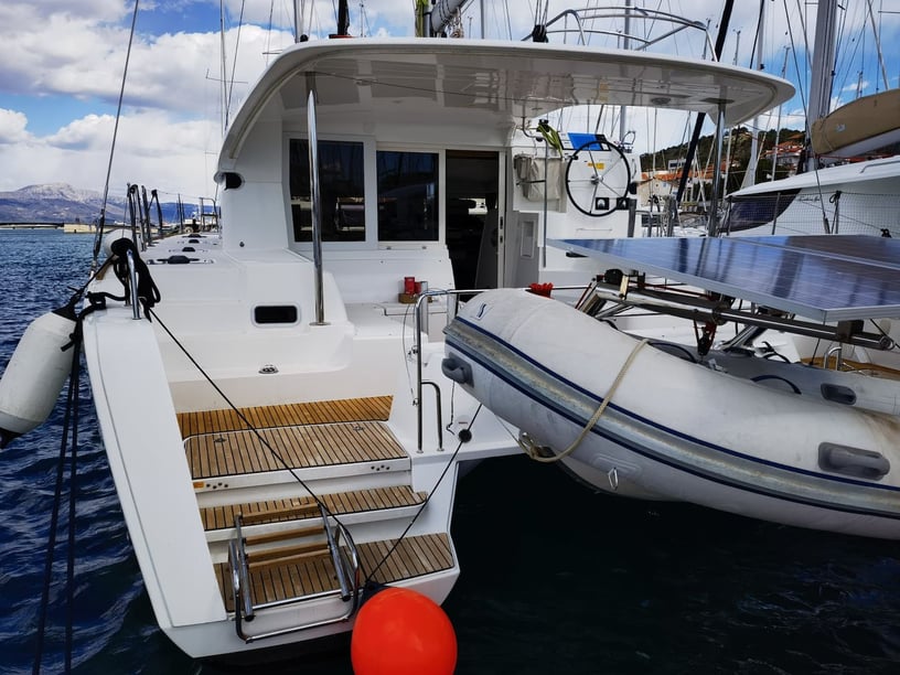 Sukošan Katamaran 6 kabin Konaklama 12 kişi Seyir 12 kişi 11.74 m İlan No: #21163 2