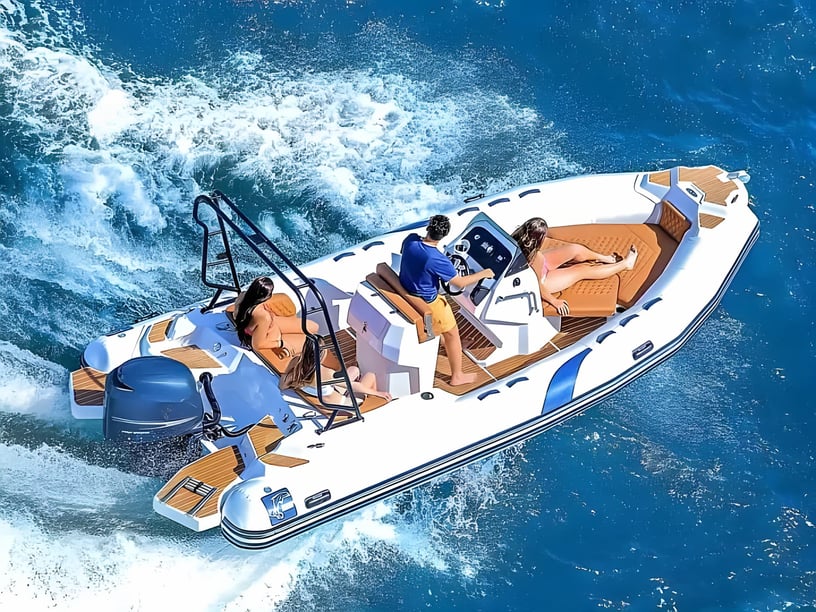 Pula Bateau à moteur   Invités 12  6.55 m Numéro de l'annonce: #21197 5