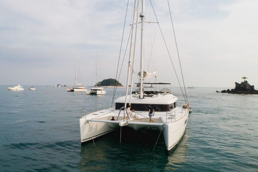 Phuket Catamarano cabina 4  cuccette 8  8  ospiti 18.9 m Numero dell'inserzione: #21222