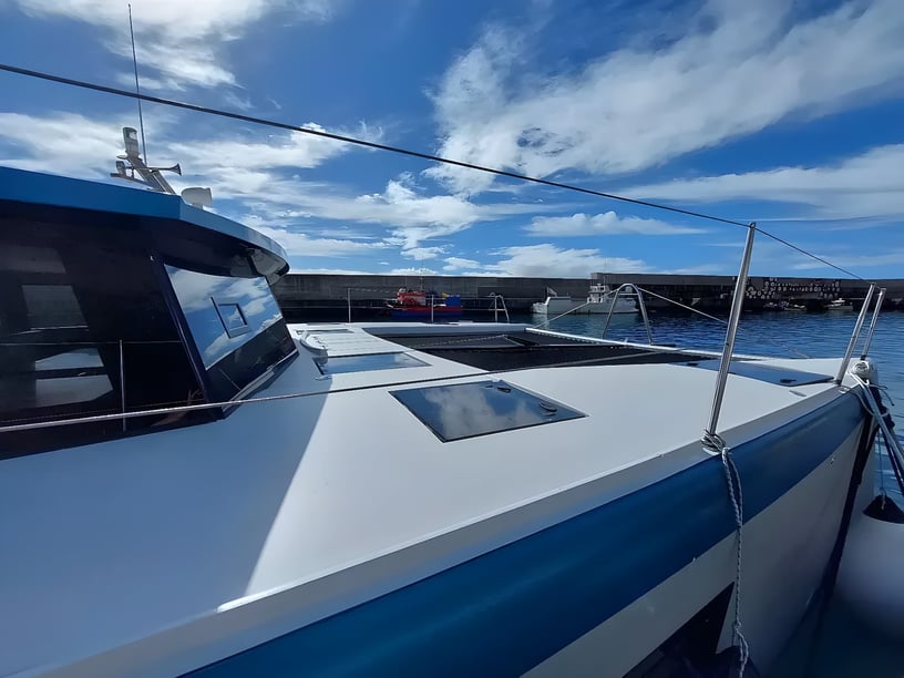 Funchal Catamarán Cabina 2  4  literas 4  invitados 14.2 m Número de anuncio: #21225 3