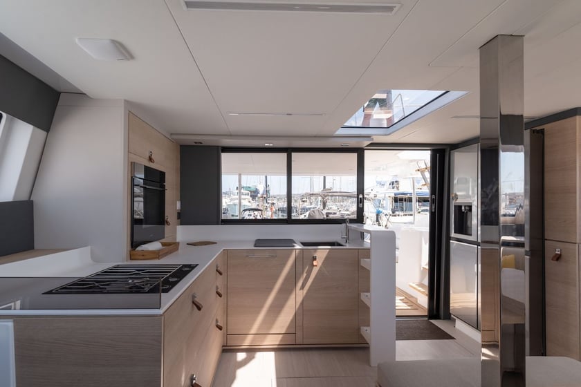 Denia Catamaran 3 cabin 6 berths 6 guests 13.5 m Listing Number: #21266 3