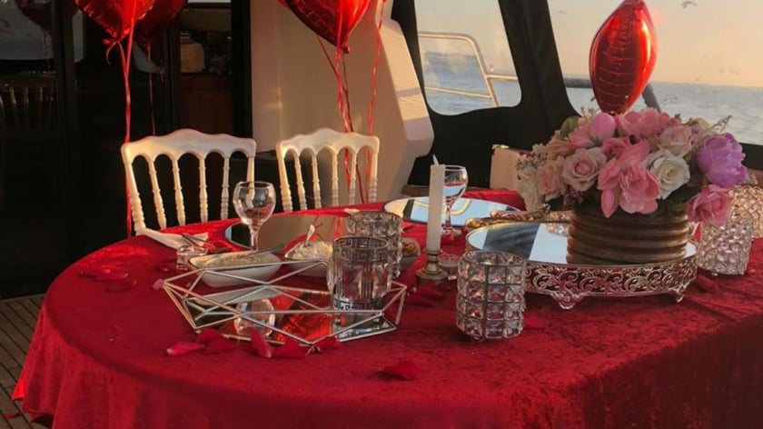 Bebek Motoryat 1 kabin  Seyir 10 kişi 12 m İlan No: #21302 5