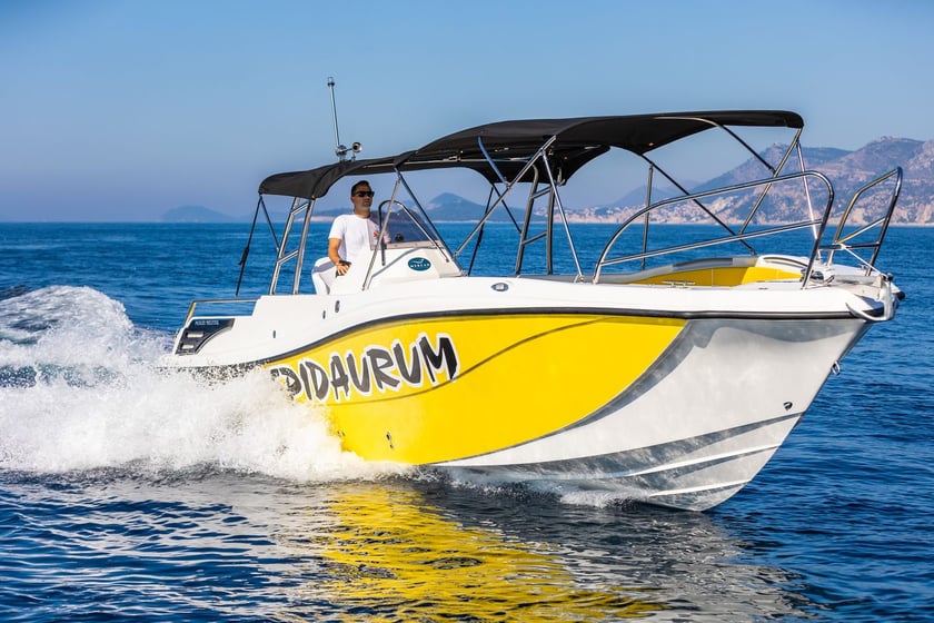 Dubrovnik Motorboat   12 guests 10.3 m Listing Number: #21338 3