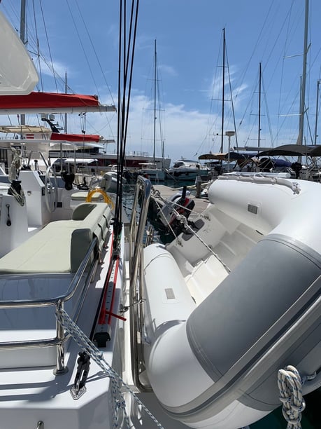 Pola Catamarano cabina 3  cuccette 8  8  ospiti 11.78 m Numero dell'inserzione: #21341 4