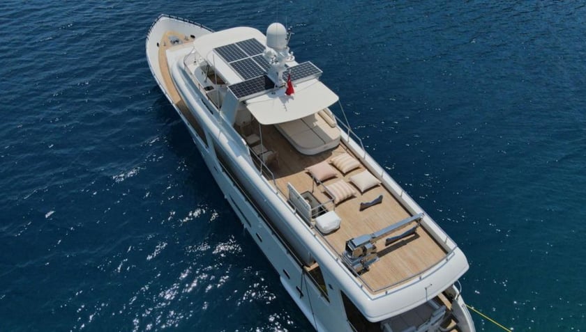 Marmaris Motorjacht Cabine 3  6  slaapplaatsen 6  gasten 28 m Lijstnummer: #21352