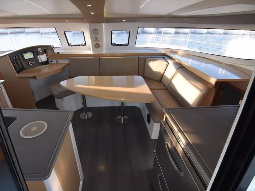 Punat Catamaran 6 cabin 10 berths 10 guests 11.89 m Listing Number: #21365 2