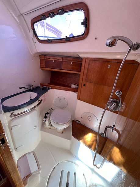 Punat Zeilboot Cabine 5  11  slaapplaatsen 11  gasten 15.4 m Lijstnummer: #21374 5