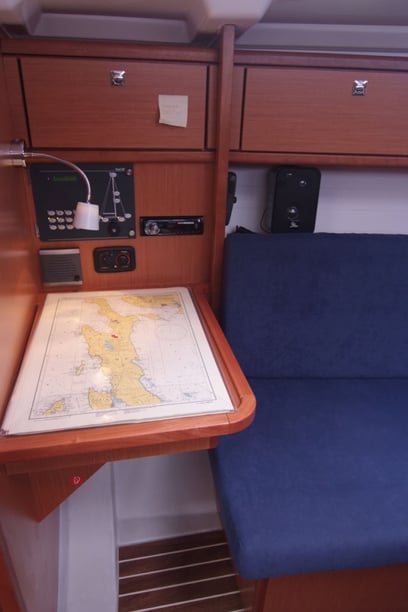 Punat Zeilboot Cabine 2  6  slaapplaatsen 6  gasten 9.99 m Lijstnummer: #21375 4