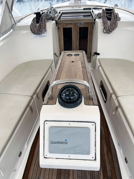 Punat Zeilboot Cabine 3  7  slaapplaatsen 7  gasten 12.35 m Lijstnummer: #21376 3