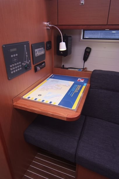 Punat Zeilboot Cabine 3  7  slaapplaatsen 7  gasten 11.3 m Lijstnummer: #21381 3