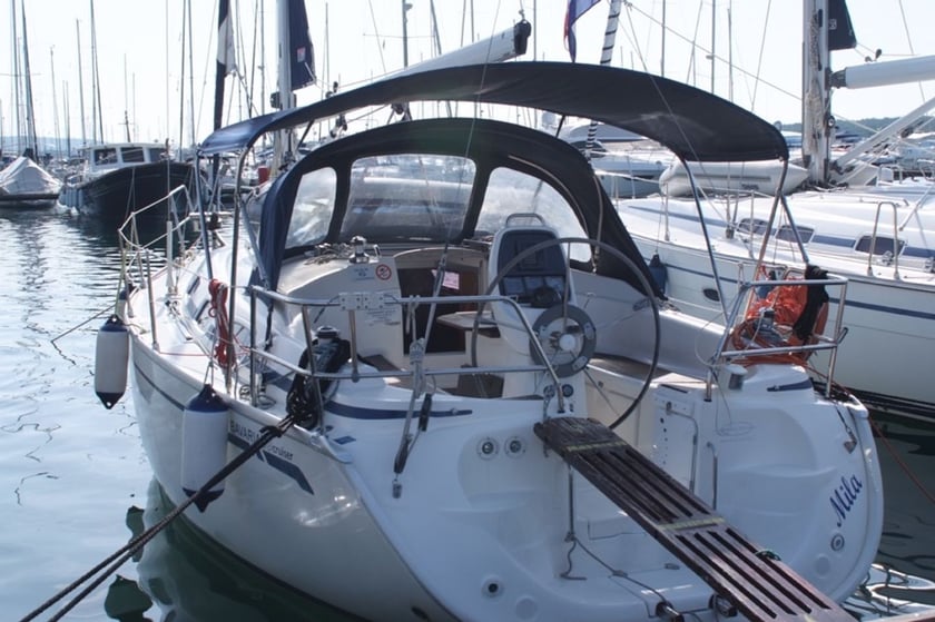 Punat Sailboat 2 cabin 4 berths 4 guests 9.45 m Listing Number: #21388 3