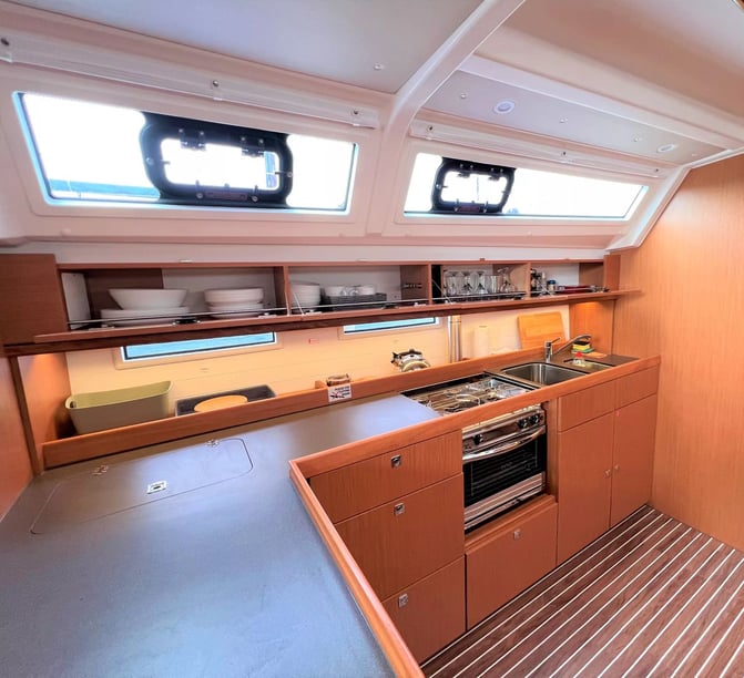 Punat Sailboat 4 cabin 8 berths 8 guests 14.27 m Listing Number: #21397 4