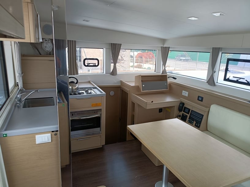 Volos Catamaran 4 cabin 10 berths 10 guests 11.74 m Listing Number: #21409 2