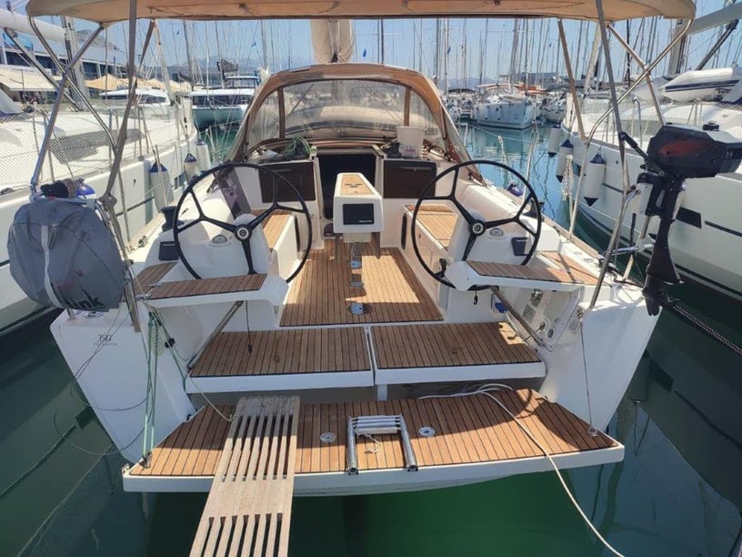 Izola Yelkenli 3 kabin Konaklama 8 kişi Seyir 8 kişi 9.98 m İlan No: #21412