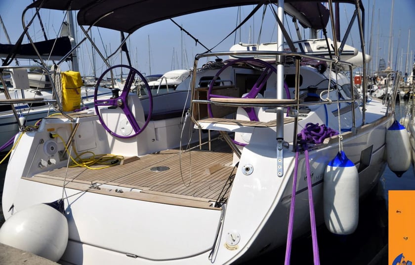 Izola Segelboot 3 Kabine 8 Liegeplätze 8 Gäste 11.9 m Nummer des Inserats: #21420 5