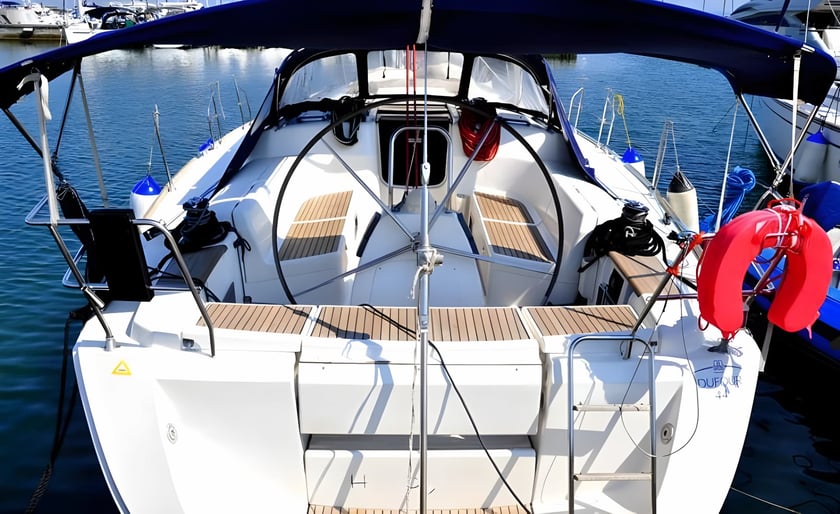 Izola Sailboat 4 cabin 10 berths 10 guests 13.67 m Listing Number: #21427 4