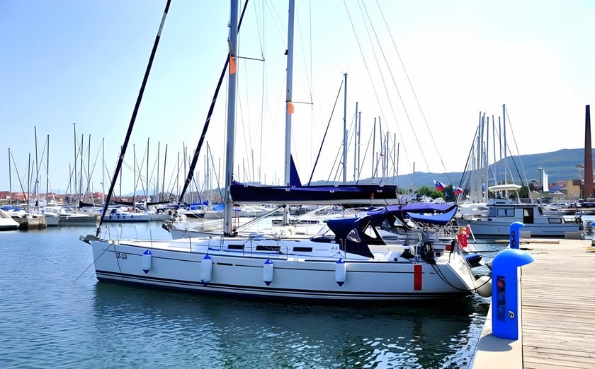 Izola Sailboat 4 cabin 10 berths 10 guests 13.67 m Listing Number: #21427 3