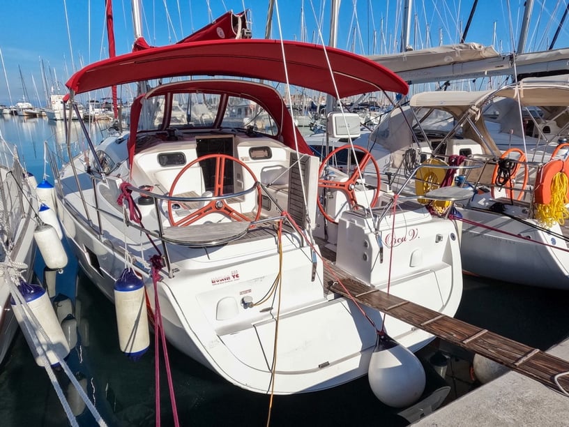 Izola Sailboat 3 cabin 6 berths 6 guests 11.9 m Listing Number: #21429 5