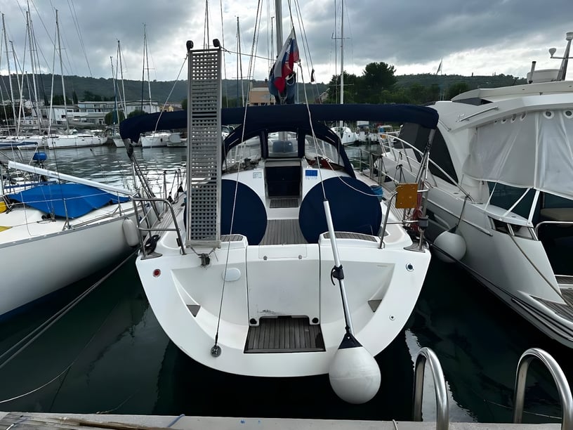 Izola Sailboat 4 cabin 10 berths 10 guests 13.7 m Listing Number: #21430