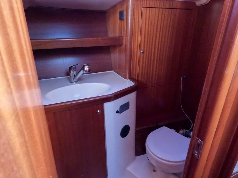 Izola Segelboot 4 Kabine 8 Liegeplätze 8 Gäste 11.99 m Nummer des Inserats: #21432 3