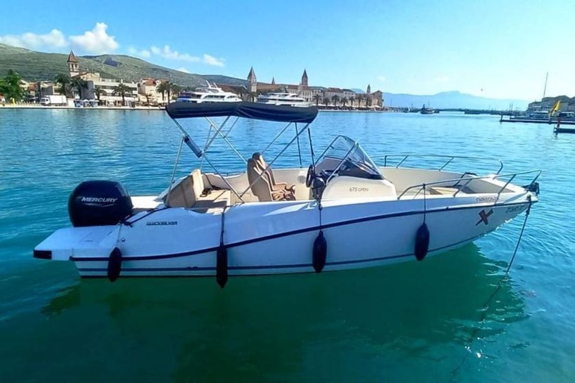 Trogir Motorboot 1 Kabine  8 Gäste 7.25 m Nummer des Inserats: #21488