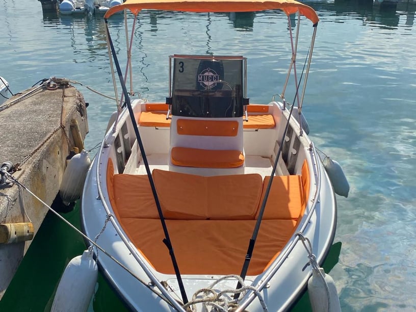 Rome Motorboot   5  gasten 5.8 m Lijstnummer: #21517 2