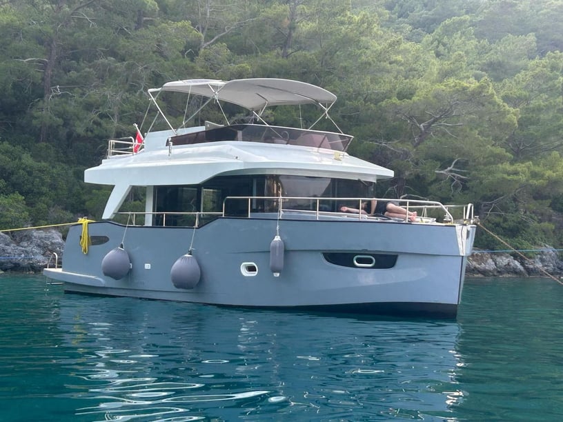 Göcek Yacht a motore cabina 2  cuccette 5  8  ospiti 13.9 m Numero dell'inserzione: #21553 2
