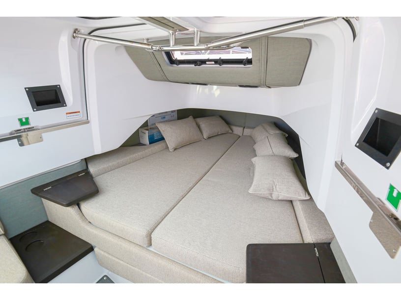 Lavrion Bateau à moteur Cabine 1  Couchettes 2  Invités 10  11.6 m Numéro de l'annonce: #21561 2