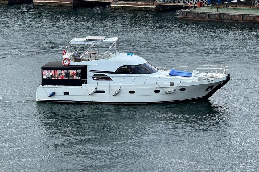 Ayvansaray Motoryat   Seyir 12 kişi 18 m İlan No: #21582