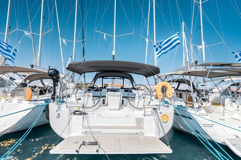 Rhodes Sailboat 3 cabin 8 berths 8 guests 12.87 m Listing Number: #21583