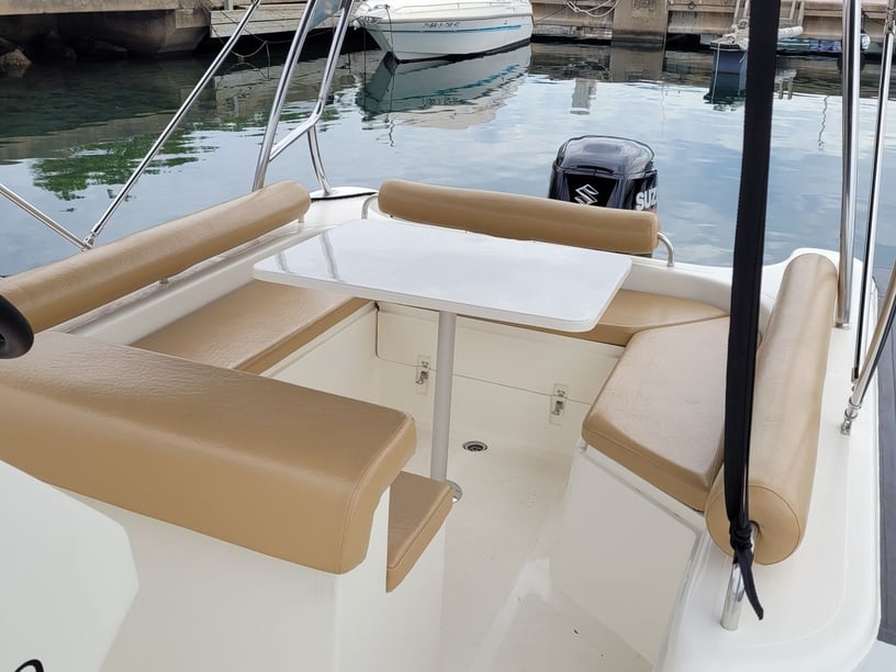 Palamós Bateau à moteur  Couchettes 12  Invités 19  7.92 m Numéro de l'annonce: #21598 2