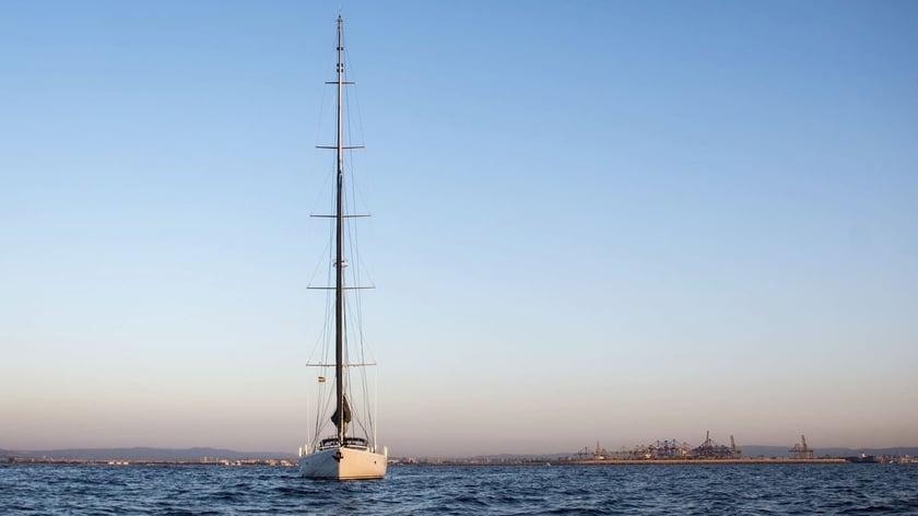 Athens Sailboat 4 cabin 8 berths 8 guests 30.18 m Listing Number: #21599 5