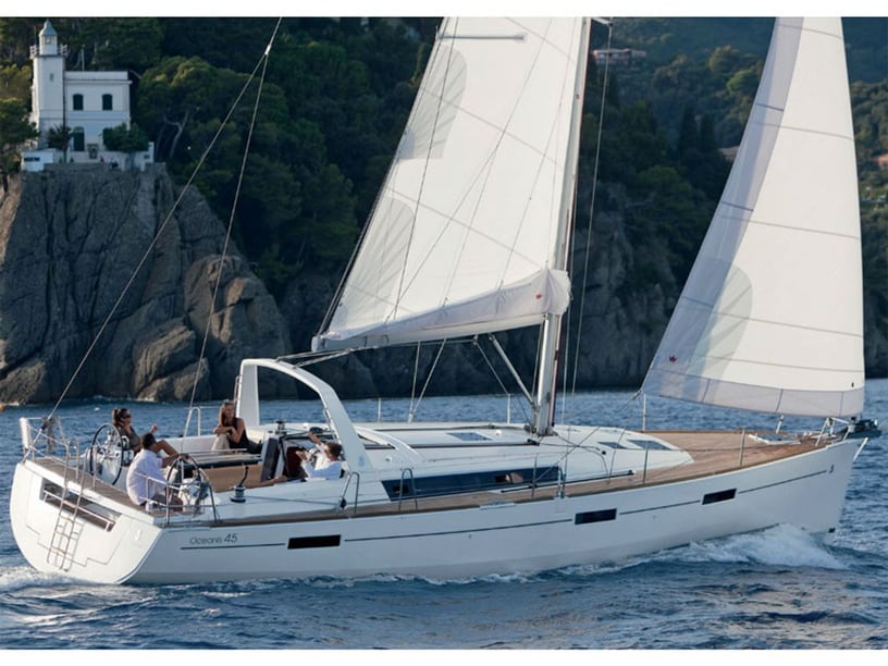 Las Galletas Sailboat 4 cabin 10 berths 10 guests 13.85 m Listing Number: #21623