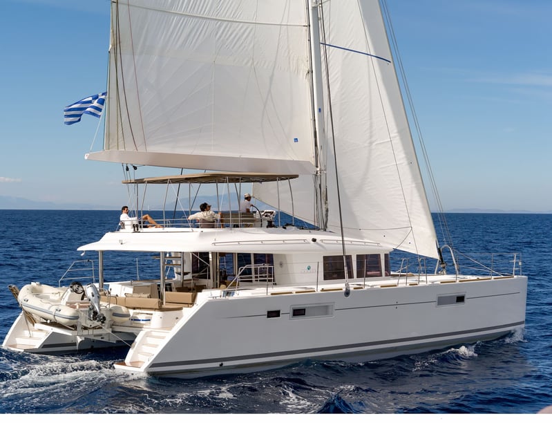 Athènes Catamaran Cabine 4  Couchettes 8  Invités 8  17.07 m Numéro de l'annonce: #21630 3