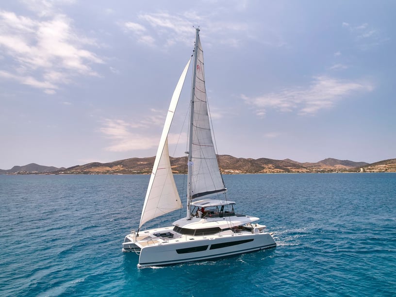 Athènes Catamaran Cabine 5  Couchettes 10  Invités 10  18.78 m Numéro de l'annonce: #21634 3