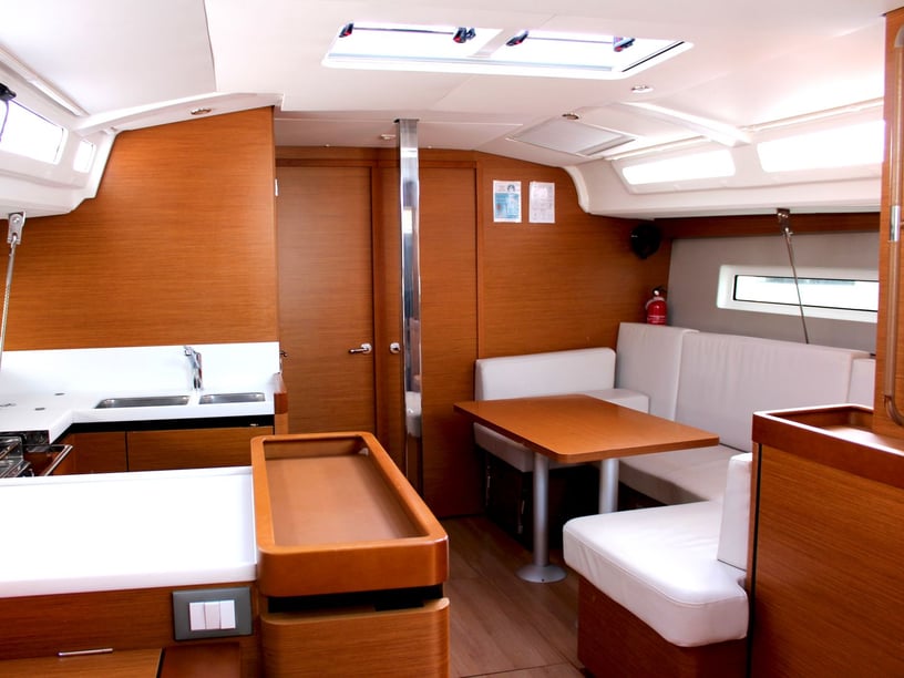 Phuket Sailboat 4 cabin 10 berths 10 guests 13.39 m Listing Number: #2165 2