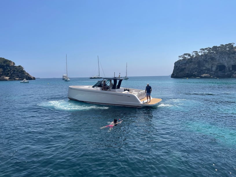 Majorque - Cala Ratjada Bateau à moteur Cabine 2  Couchettes 4  Invités 10  12.5 m Numéro de l'annonce: #21656 4