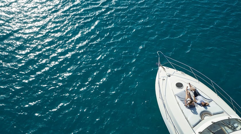 Kos Motor Yacht 3 cabin  10 guests 16.54 m Listing Number: #21664 5