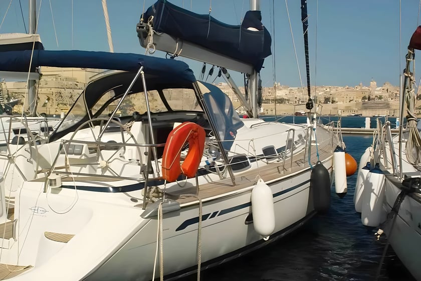 Kalkara Yelkenli 5 kabin Konaklama 10 kişi Seyir 10 kişi 15.54 m İlan No: #21669 3