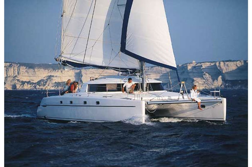 Cienfuegos Catamaran 6 cabin 10 berths 10 guests 13 m Listing Number: #21710 2