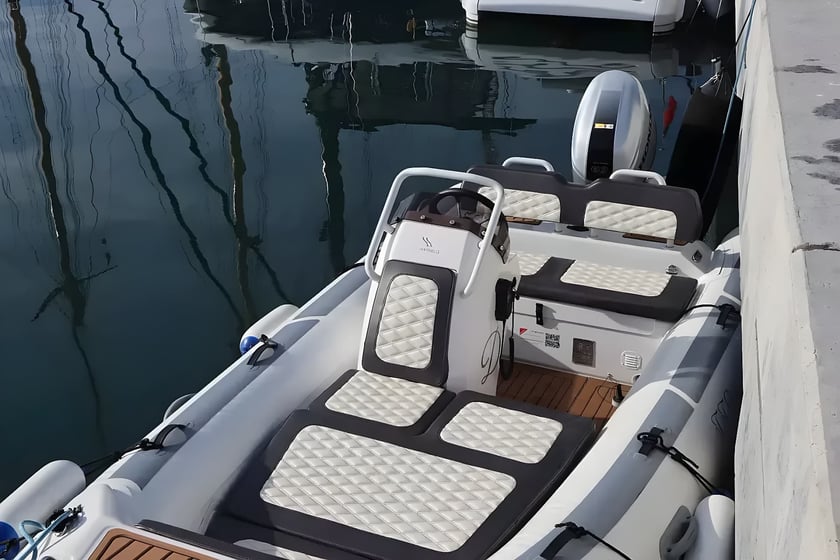 Kaštel Gomilica Katamaran 4 Kabine 8 Liegeplätze 8 Gäste 18.3 m Nummer des Inserats: #21713 5