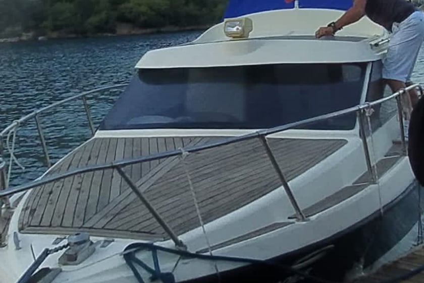 Gocek Motorboat 2 cabin 3 berths 3 guests 8 m Listing Number: #21722 2