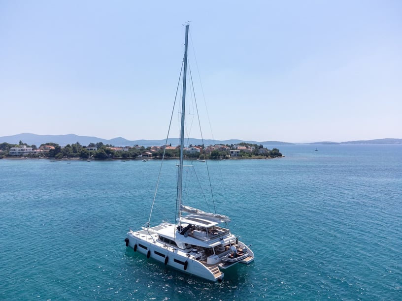 Gesplitst Catamaran 4 cabin 8 berths 8 guests 20.55 m Listing Number: #21771 5