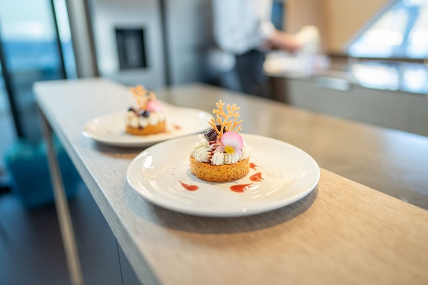 Mahé, Victoria Catamaran Cabine 6  Couchettes 12  Invités 12  23.77 m Numéro de l'annonce: #21774 3