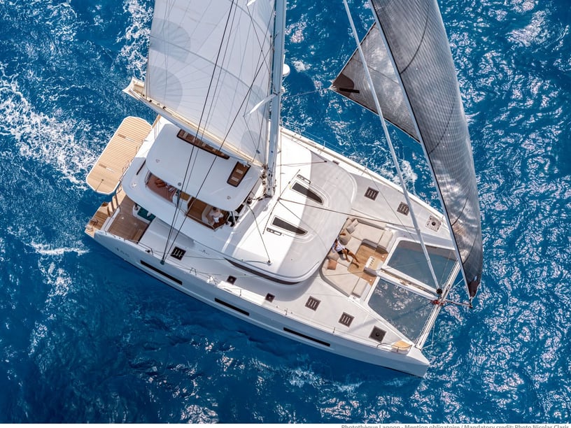 Athens Catamaran 4 cabin 8 berths 8 guests 16.9 m Listing Number: #21783